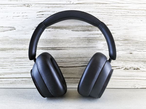 Aria wireless over-ear headphones product photo