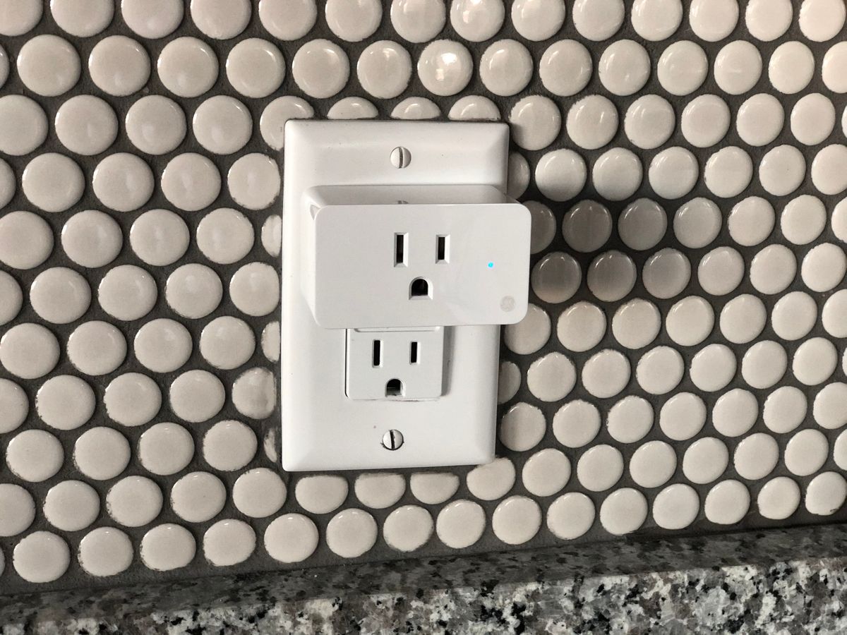 Watt mini smart plug product photo